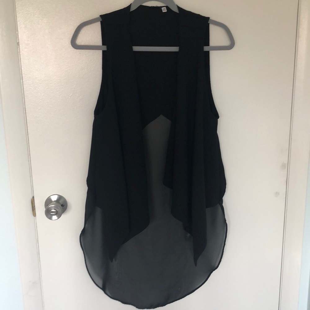XS, women’s vest, black